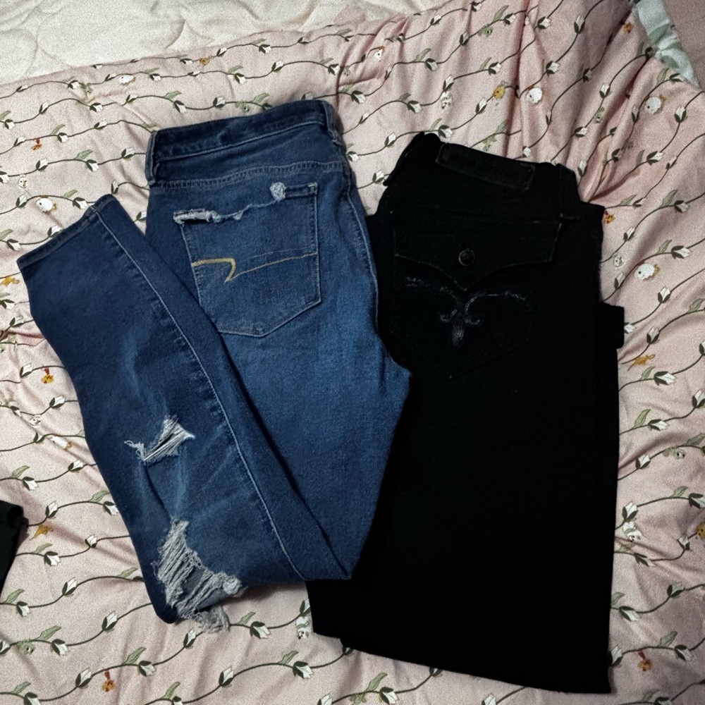 American Eagle Outfitters Blue and Black Skinny Jeans
